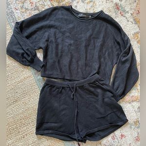 Zesica • Comfy Short Set • Size XS